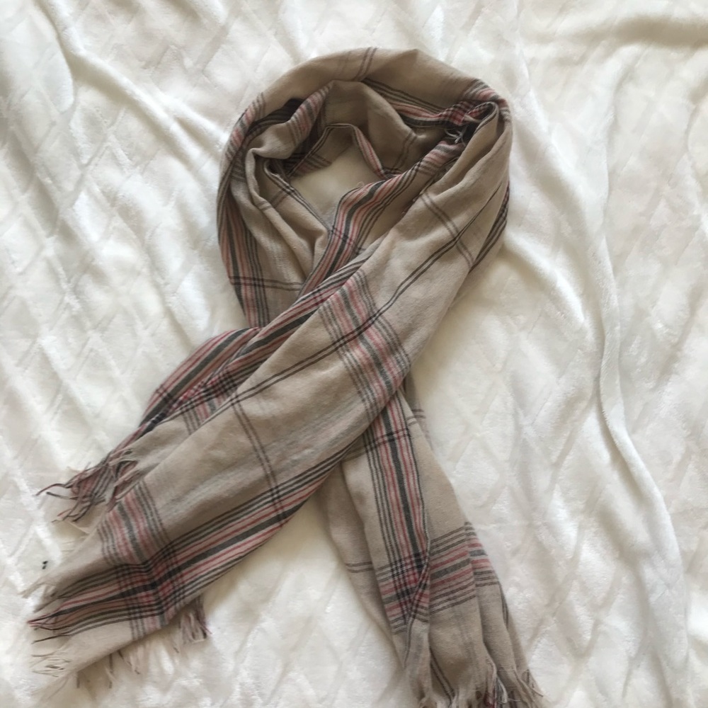 Plaid scarf